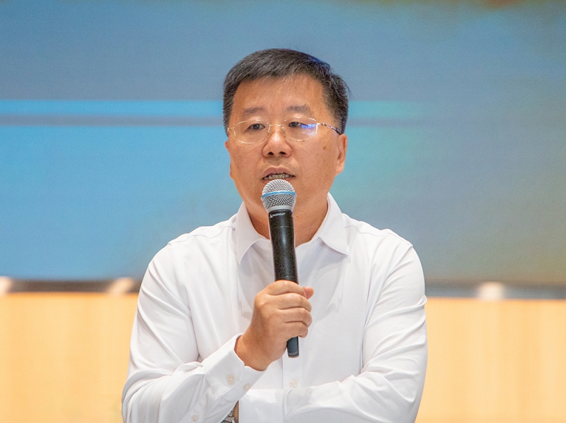 伊之密董事副總經(jīng)理、注塑機(jī)事業(yè)部總經(jīng)理張濤先生
